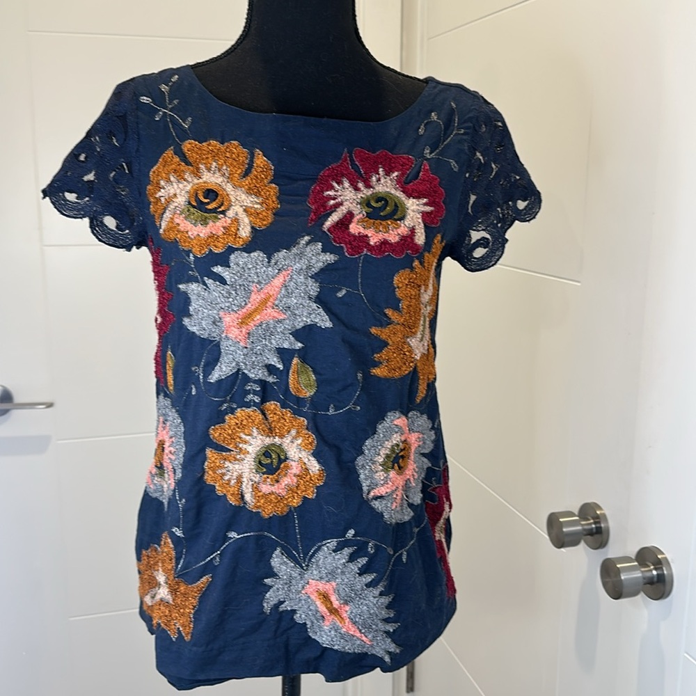 ANTHROPOLOGIE DELETTA Top Embroidered Floral Boho Cottagecore Bohemian Size S